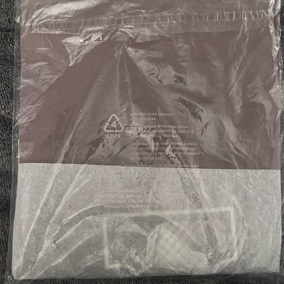 PINK VS Long sleeve ever campus cotton tee NWT M - Picture 6 of 6